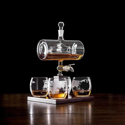 The Captain’s Decanter™ + 4 Glasses